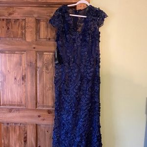 Carmen Marc Valvo Infusion dress